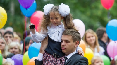 Сьогодні у школах на Буковині пролунає останній дзвінок