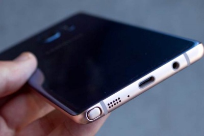 Samsung прибере важливий елемент у своїх смартфонів