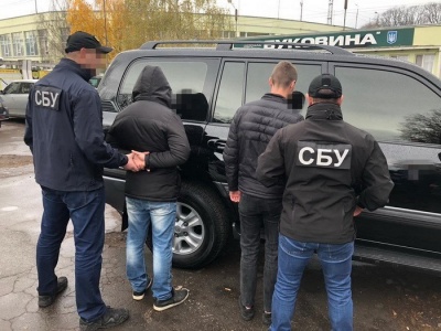 У Чернівцях СБУ затримала двох прикордонників під час отримання хабара