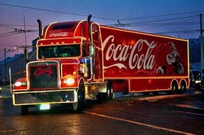 Coca-Cola повідомила про зміни у програмі свята з новорічною вантажівкою в Чернівцях