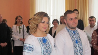 «Шлюб за добу»: на Буковині одружилась 2000 пара - фото