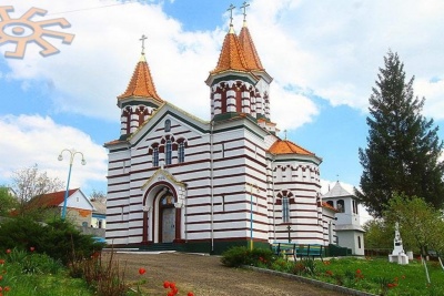 На Буковині ще одна церква перейшла до ПЦУ, священик заявив про «незаконність зборів»