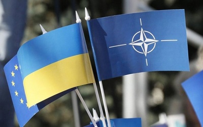 Як голосували нардепи з Буковини за включення в Конституцію України курсу в НАТО і ЄС