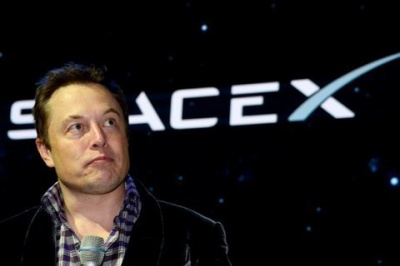 Компанія Ілона Маска SpaceX подала в суд на уряд США