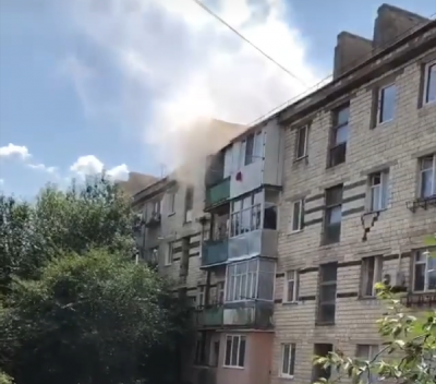 Вогонь під чайником перекинувся на меблі: у Чернівцях загорілась квартира у багатоповерхівці на проспекті