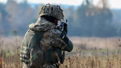 Окупанти здійснили 13 обстрілів позицій ЗСУ на Донбасі