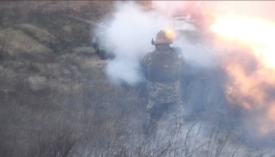 "Тиша" на Донбасі. Бойовики здійснили 8 обстрілів, поранений український військовий