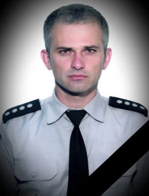 На Буковині у ДТП загинув поліцейський: йому було лише 37