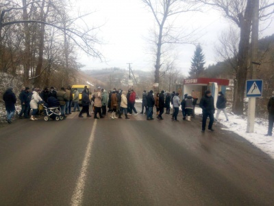 "Тарифні протести" на Буковині: перекрили дорогу на Заліщики