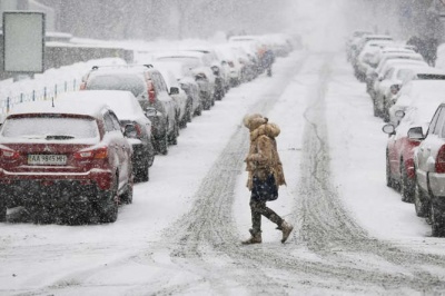 Синоптики розповіли, коли в Україні закінчаться снігопади