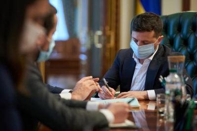 Зеленський підписав указ про санкції щодо Медведчука