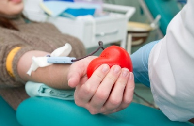У Чернівцях центр крові запрошує ставати донорами: що для цього потрібно