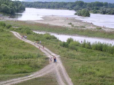 Збираєтесь на цивілізований відпочинок - готуйте гроші, на дикий – мішок для сміття