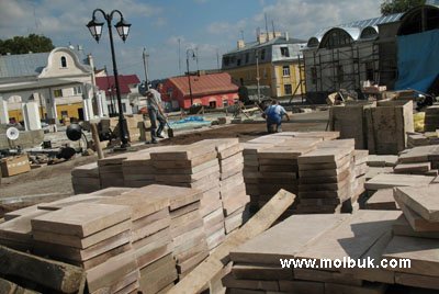 У неділю працювали тільки на площі Турецької Криниці