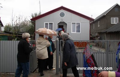 Збудували перші хати потерпілим від повені