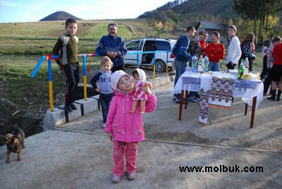 Побудований міст з’єднав село