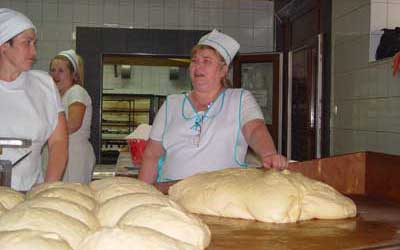 Пиріг-рекордсмен пектимуть десятеро пекарів