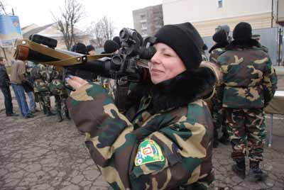 Ліцеїстам показали військову техніку і казарми