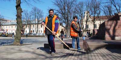 У Чернівцях - катастрофа з нестачею двірників