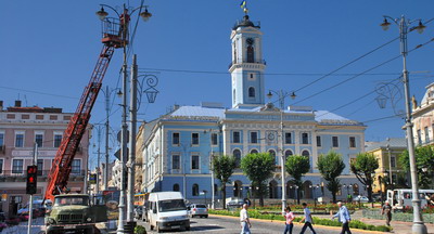 В місті наводять глянц до ралі (ФОТО)