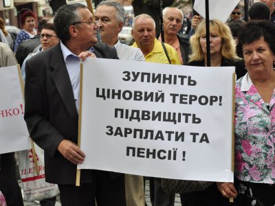 Мітинг опозиції у Чернівцях відбувся під музичний супровід «майдансерів»