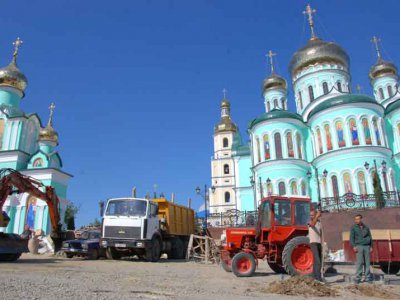 Патріарха чекають у новому храмі