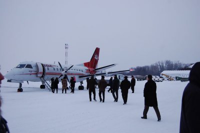 До Києва з Чернівців сьогодні полетів перший літак