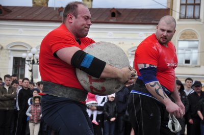 Богатир з Чернівців Костянтин Ільїн встановив світовий рекорд