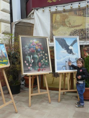 День Європи в Чернівцях святкували у шотландських спідницях і вишиванках