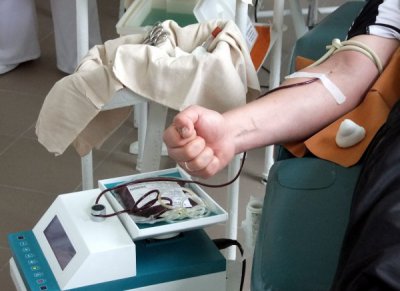 Меценати подарують Чернівцям сепаратор крові за 300 тис. дол.