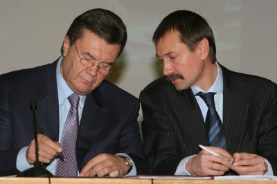 Губернатор Буковини їздив на доповідь до Віктора Януковича