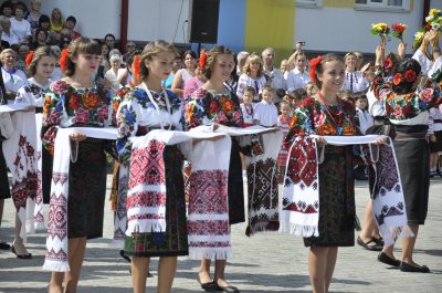 На Буковині відкрили школу за 32 мільйони гривень