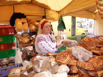 До Дня Чернівців - торт із зображенням... Шрека