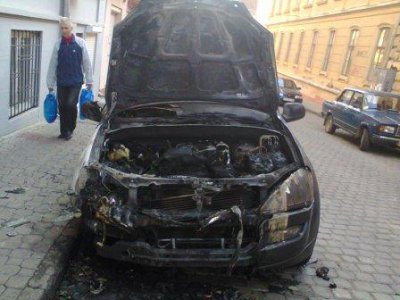 З початку року на Буковині підпалили сім авто