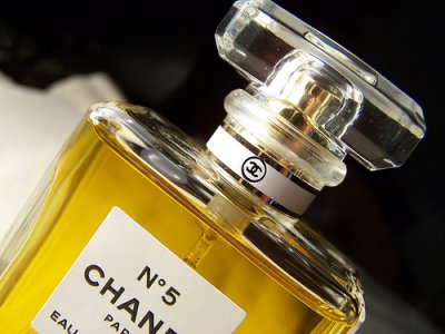 Парфуми Chanel №5 можуть заборонити