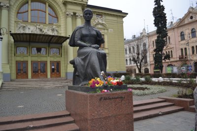 Ольгу Кобилянську вшанували у місті, де вона народилася