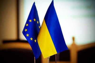 ЄС готовий відмінити візи українцям
