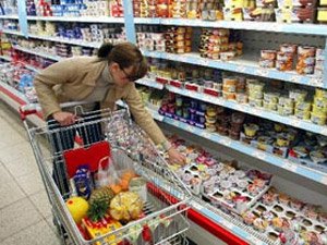 Перед Новим роком майже усі продукти подорожчають