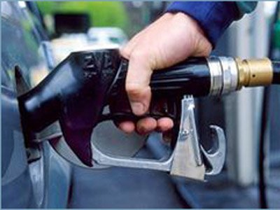 Нафтотрейдери обіцяють знизити ціни на паливо з січня