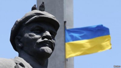 «Совок» нас не відпускає