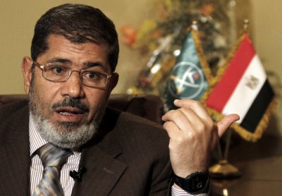 Президент Єгипту погодився відкласти проведення референдуму за проектом нової конституції країни