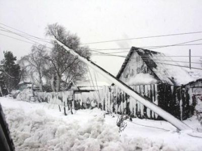 За ніч, через негоду, знеструмлено 191 населений пункт