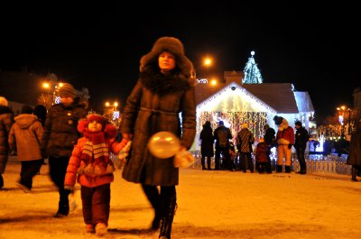 У Чернівцях відкрили різдвяне містечко від Фірташа