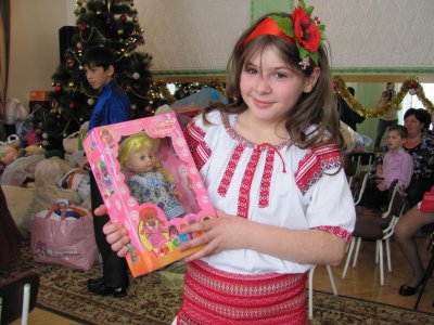 Діти-сироти отримали подарунки від Святого Миколая
