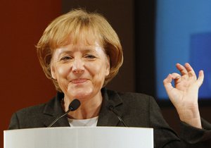 Канцлер Німеччини – "найдорожчий" чиновник в ЄС