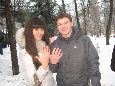 150 пар студентів одружилися в парку у Чернівцях