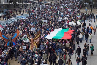 Уряд Болгарії пішов у відставку через протести населення