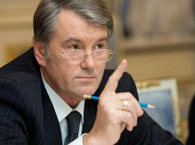 Ющенко заявив в інтерв’ю, що Тимошенко є за що сидіти