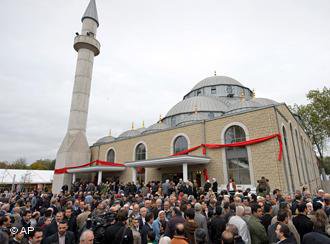 У Німеччині мусульмани хочуть узаконити ісламські свята