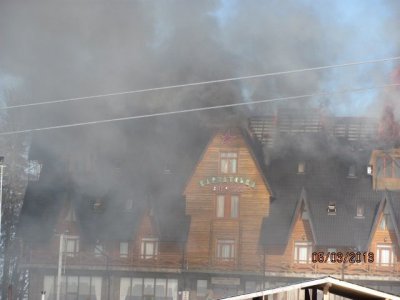 Пожежа в "Карпатські зірці" — фоторепортаж